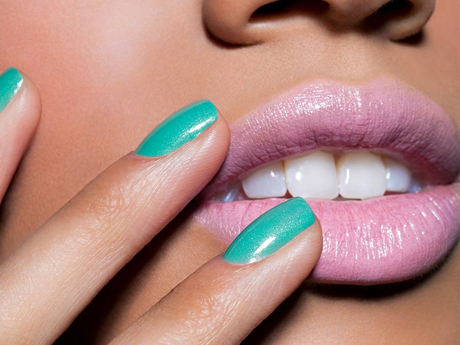 ‘Lip Mud’ Is the Latest Chinese Beauty Obsession We Didn’t Know We Needed