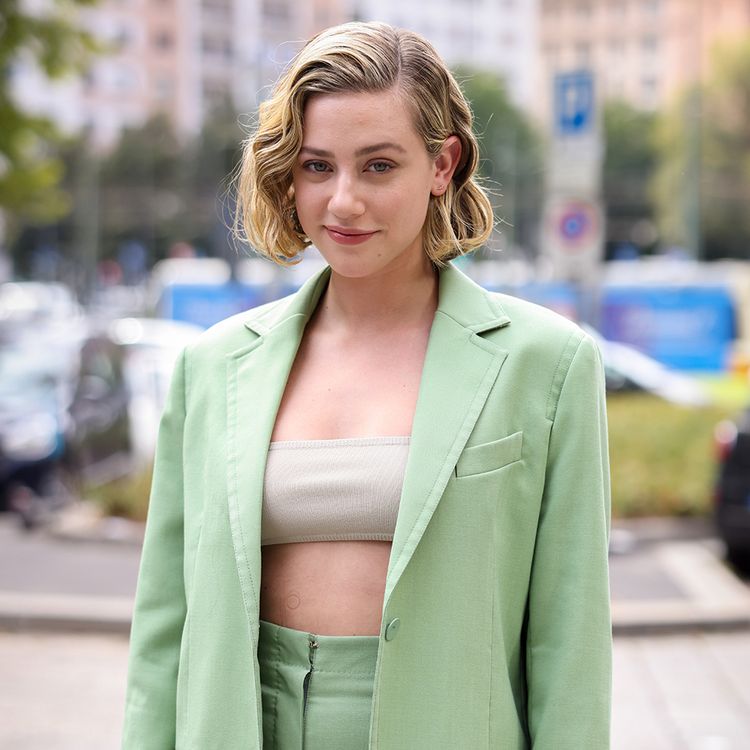 Lili Reinhart short curly hair