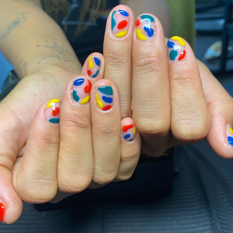 Modern Art Mani