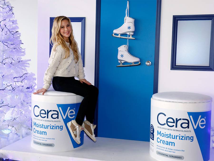 Tara Lipinski Shares Her Derm-Approved, In-Flight Waterless-Cleansing Hack