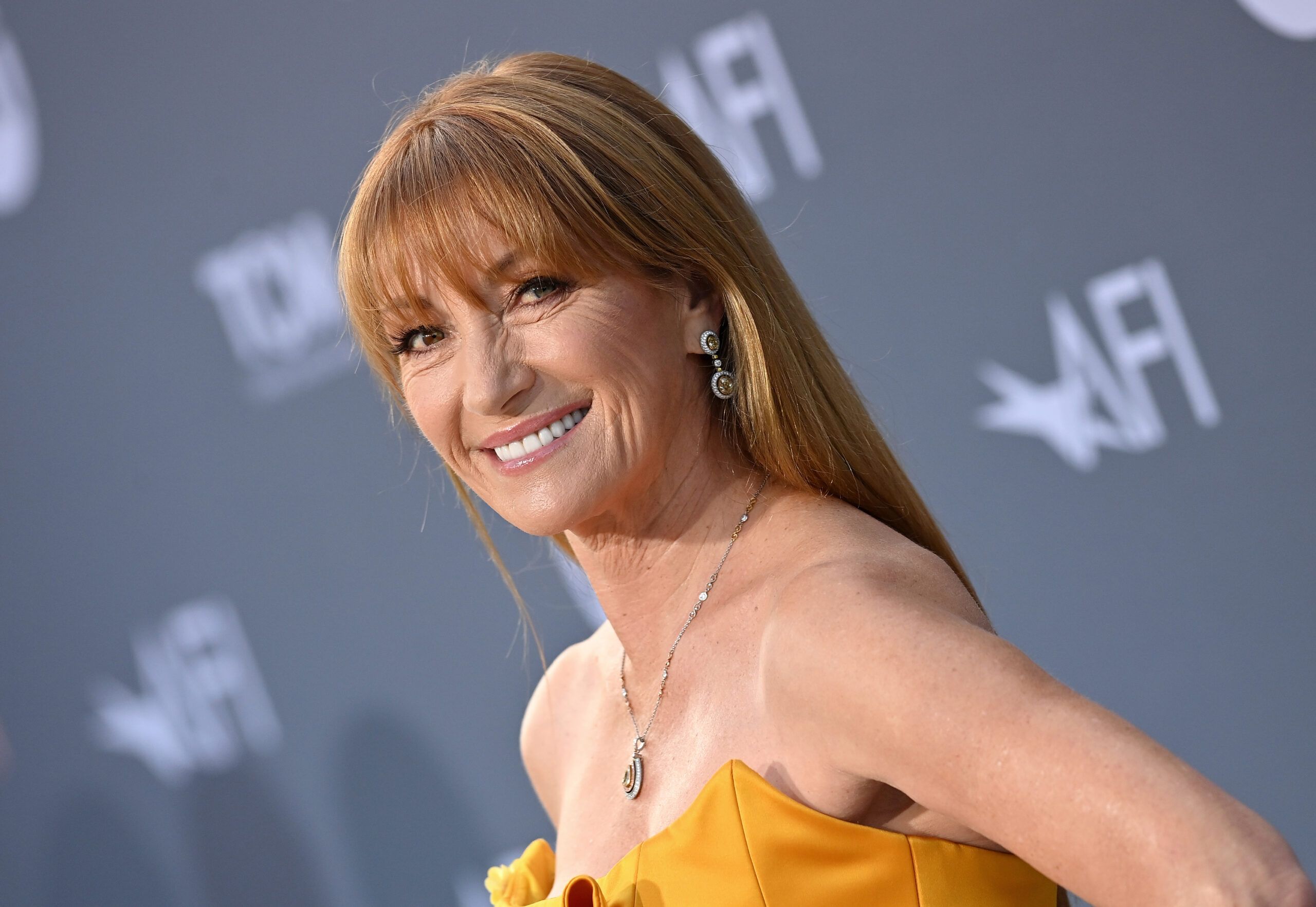 Jane Seymour Opens Up About Her Cosmetic Procedures: “I Thought I Had Made a Big Mistake”