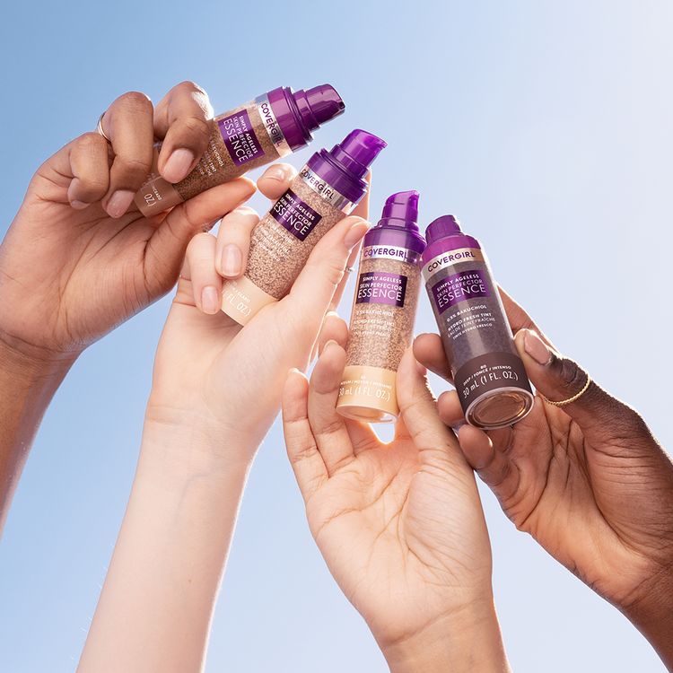 COVERGIRL Simply Ageless Skin Perfector Essence Foundation