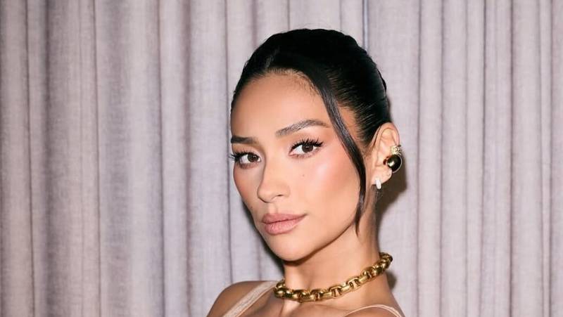 Blurred lip trend