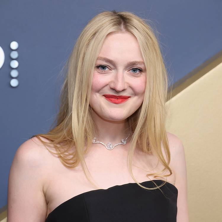 Dakota Fanning Emmys 2026