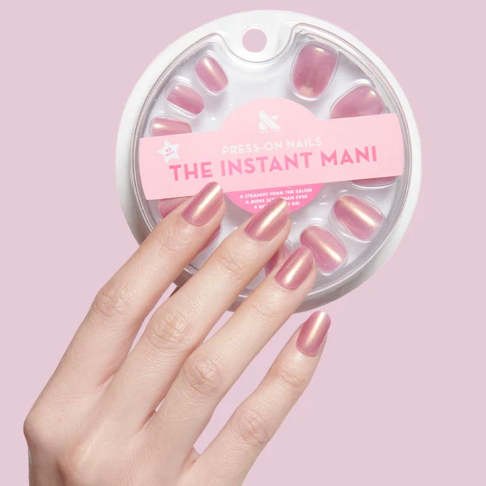 Olive & June Baby Starfish Press-Ons ($10)