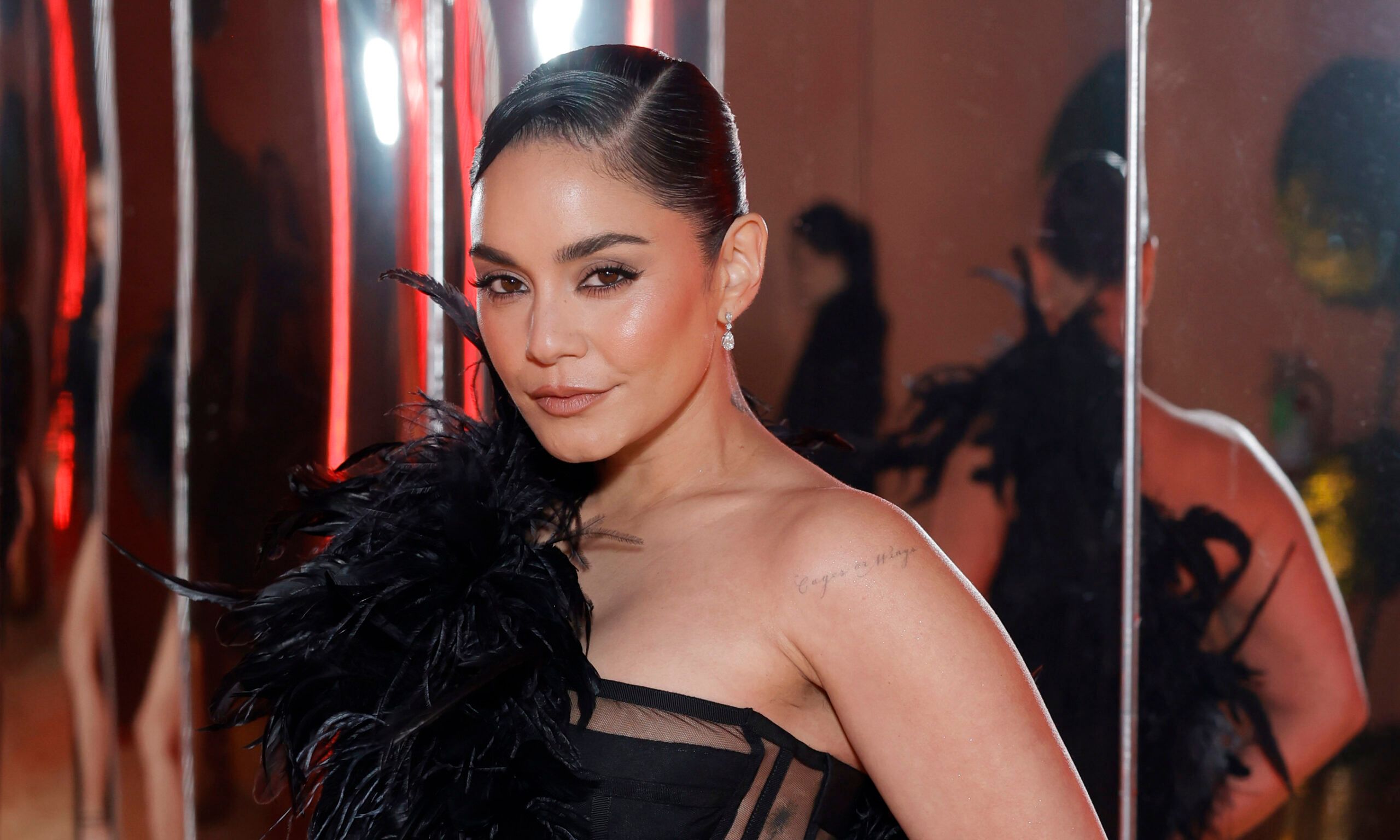 Vanessa Hudgens attends the 2025 Vanity Fair Oscar Party Hosted By Radhika Jones at Wallis Annenberg Center for the Performing Arts on March 02, 2025 in Beverly Hills, California.