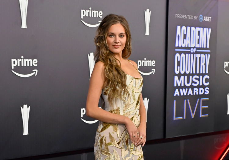 Kelsea Ballerini at the 2026 Academy of Country Music Awards wearing TINGE Tint