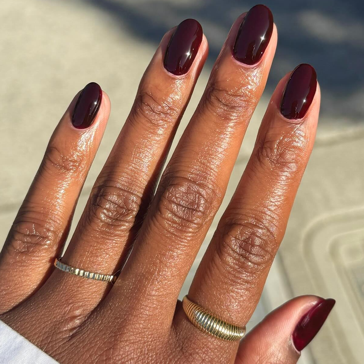minimalist dark red halloween nails