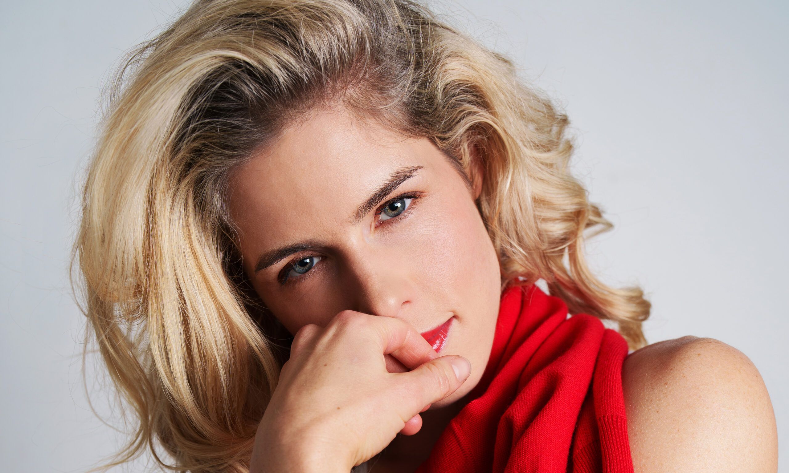 Emily Bett Rickards