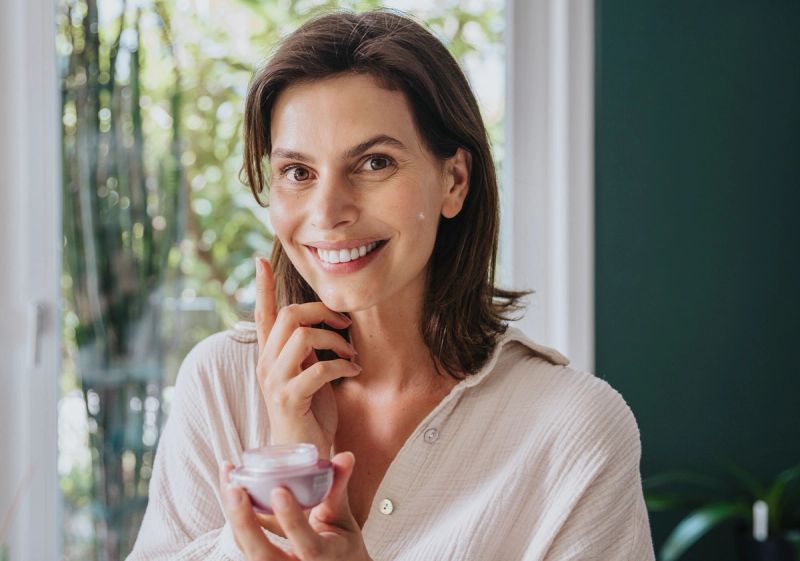 clinique moisture surge review