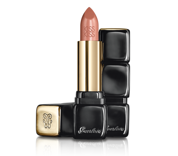 On Your Lips: Light and Neutral