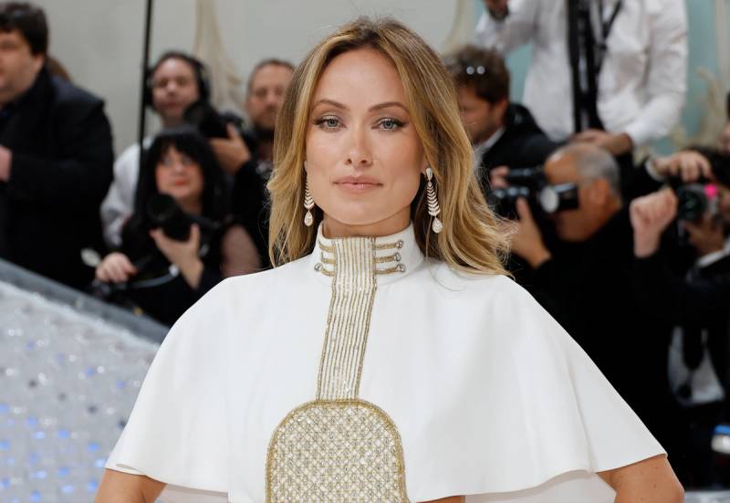The “Eyelift in a Bottle” Used to Prep Olivia Wilde’s MET Gala Skin