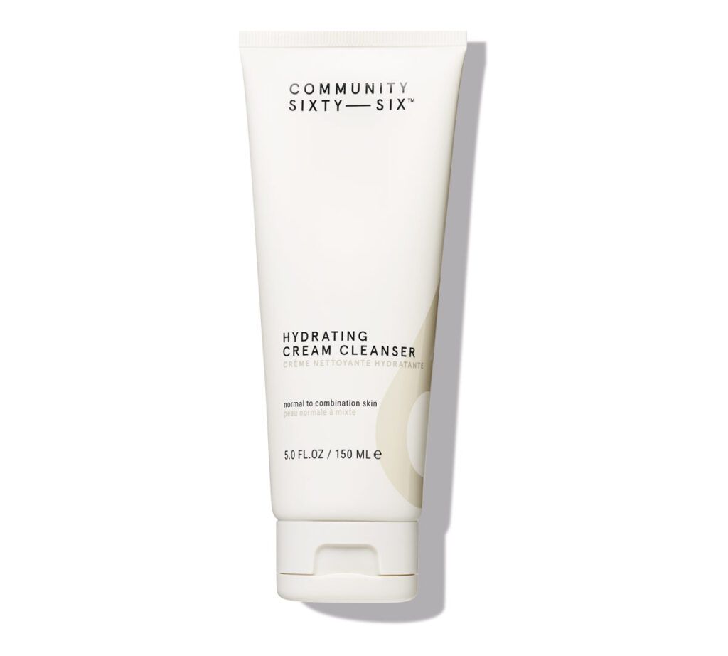 Award Photo: Hydrating Cream Cleanser with Hyaluronic Acid