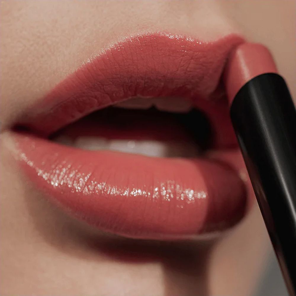 Reconsider Your Lipstick Shade