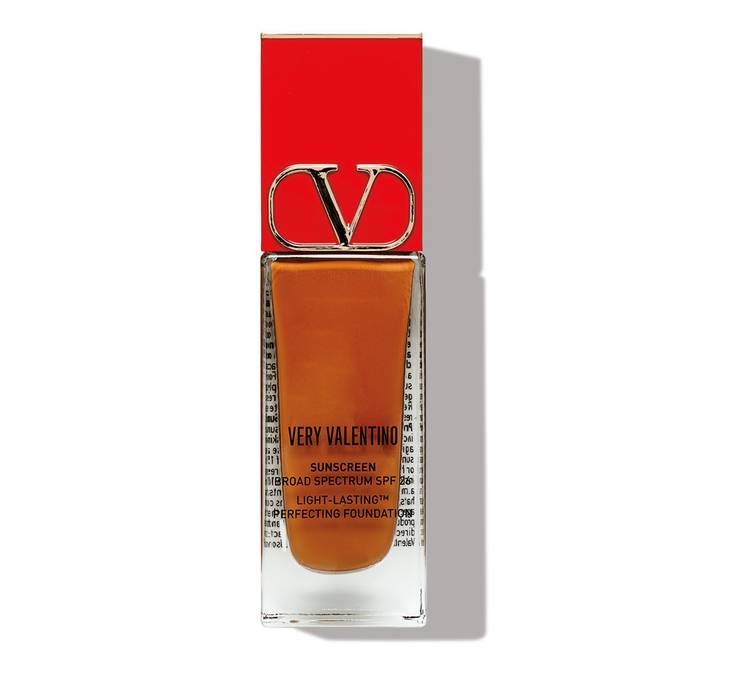 Award Photo: Very Valentino 24 Hour Wear Liquid Foundation