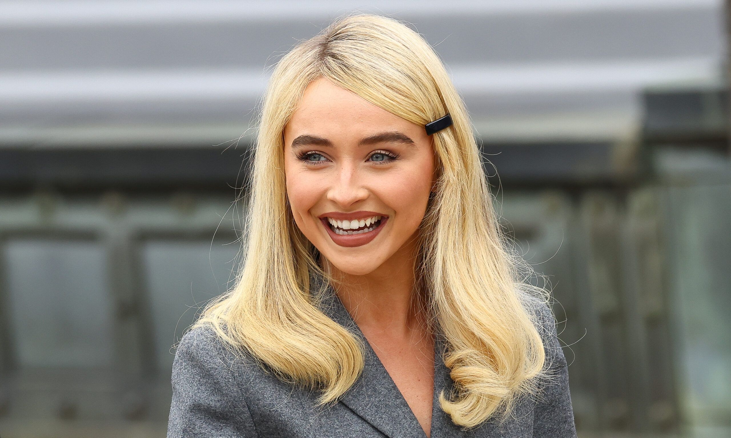 Sabrina Carpenter attends the Dior Homme Menswear Spring/Summer 2026 show as part of Paris Fashion Week on June 27, 2025 in Paris, France.