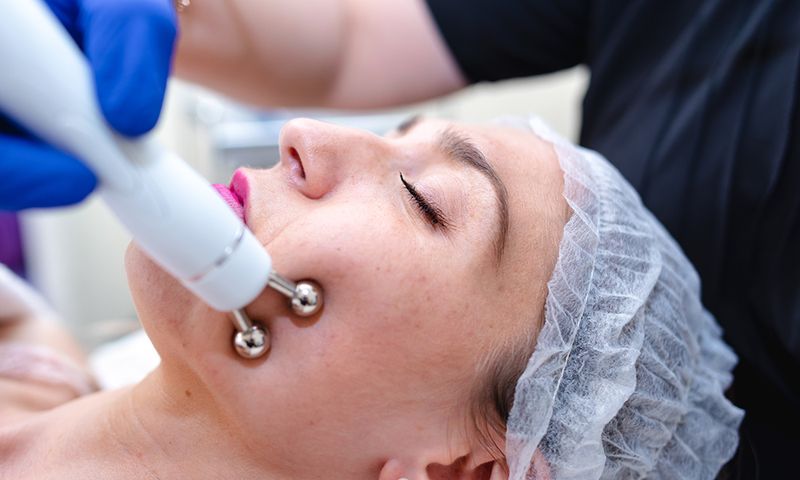 Treatment for facial muscle stimulation to regain tone