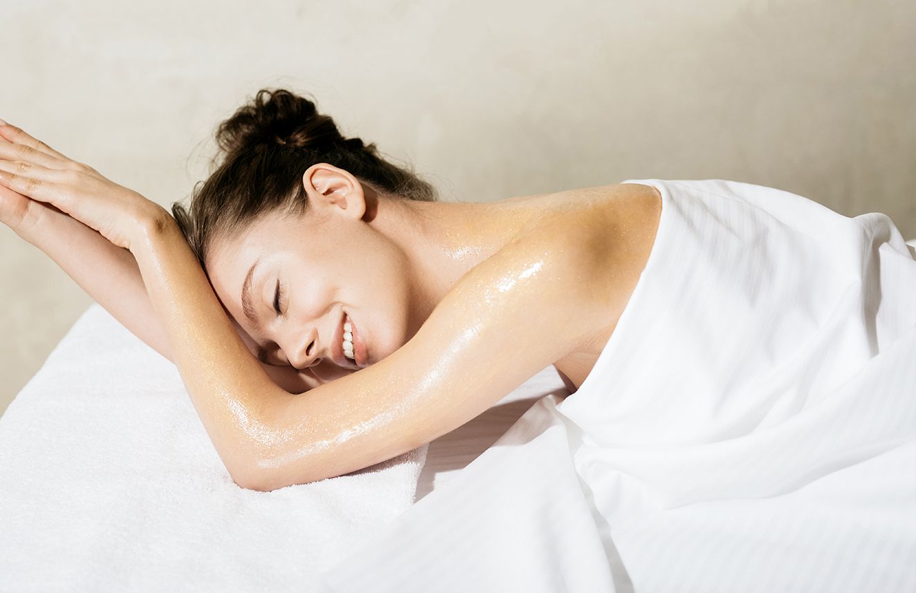 What Even Is a Dry Body Oil?