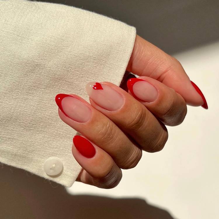 Mismatched Mani