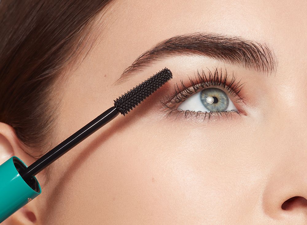 What Is Tubing Mascara?