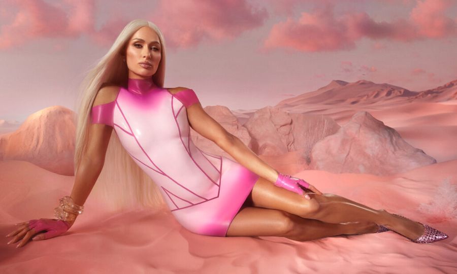 Paris Hilton Tan-Luxe