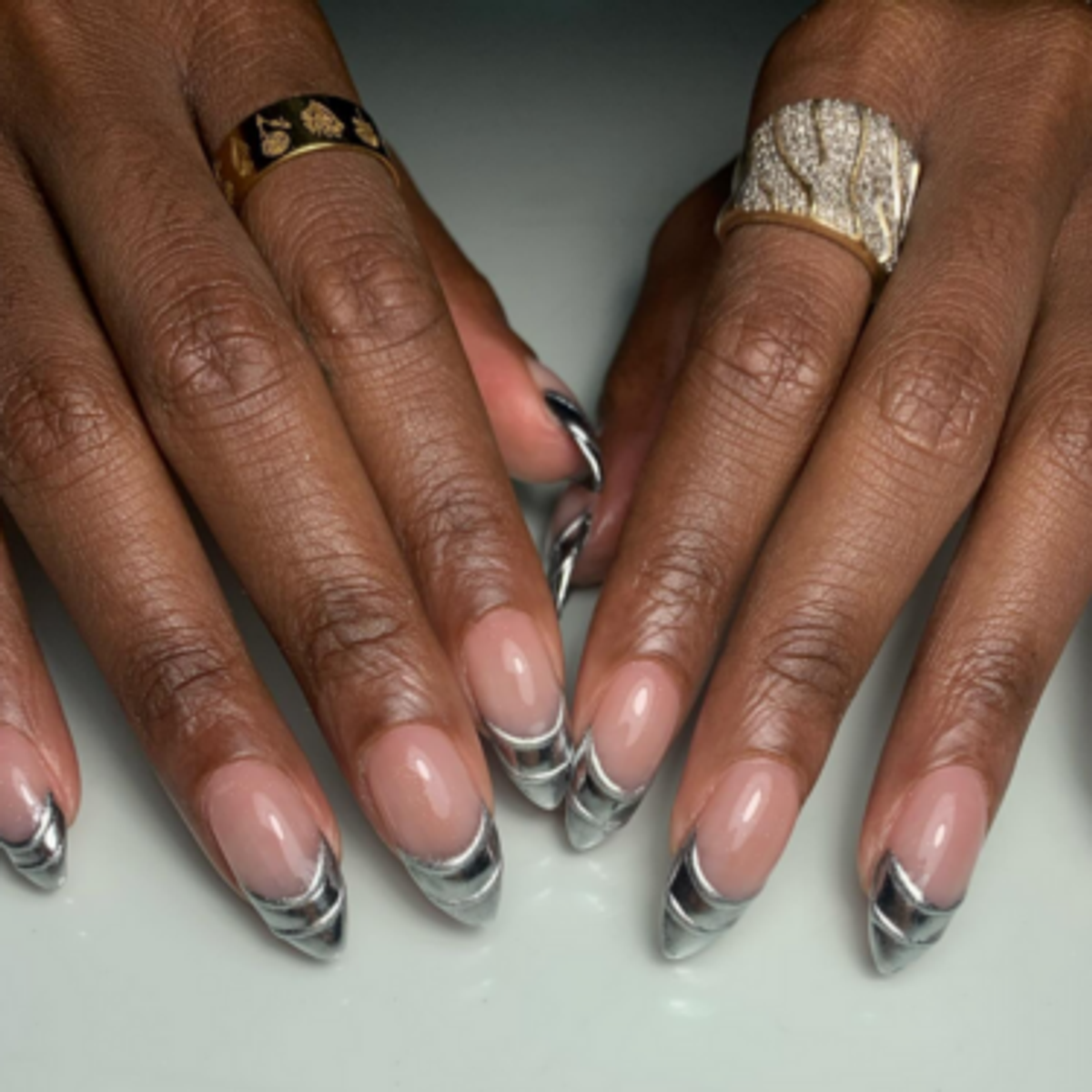 mirror chrome nails by @kbellanails