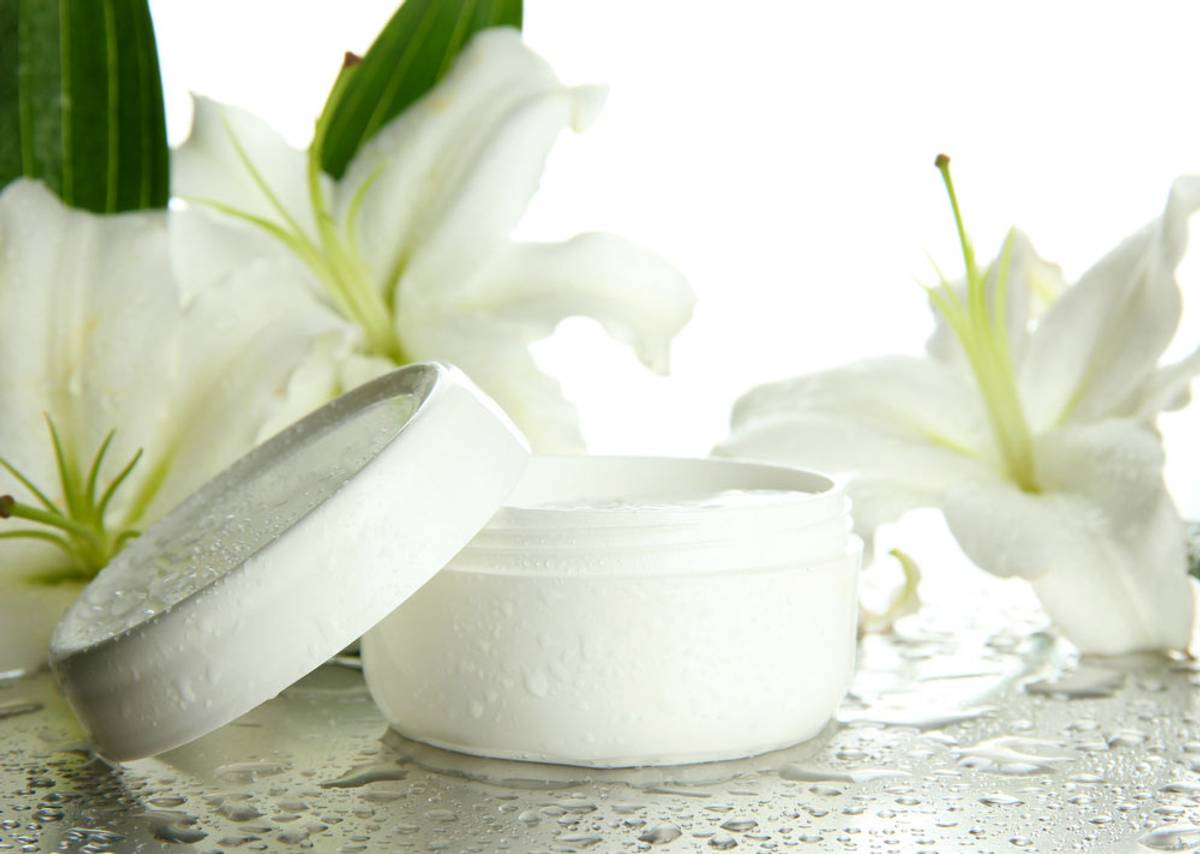 The 2 Best Skin Care Ingredients For Your 40s
