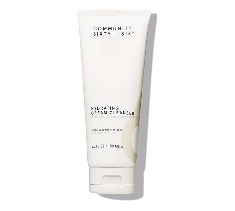 Award Photo: Hydrating Cream Cleanser with Hyaluronic Acid