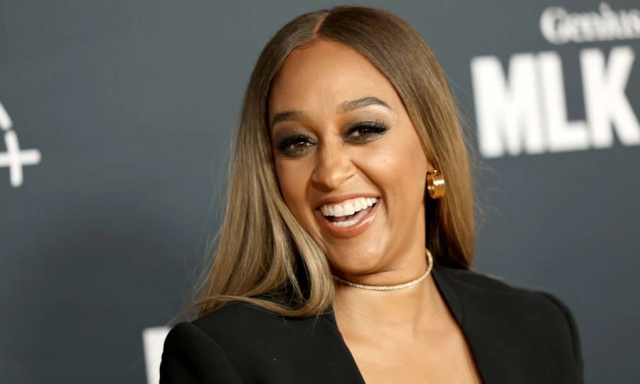 Tia Mowry