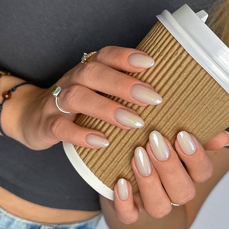 Vanilla Latte Chrome Nails