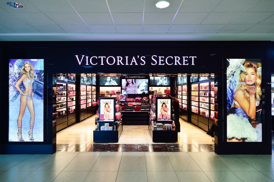Victoriassecretretouching