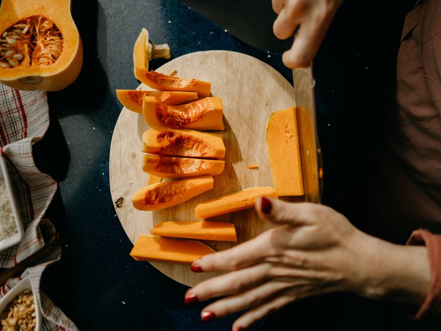 The Top Fall Foods to Eat for Better Skin