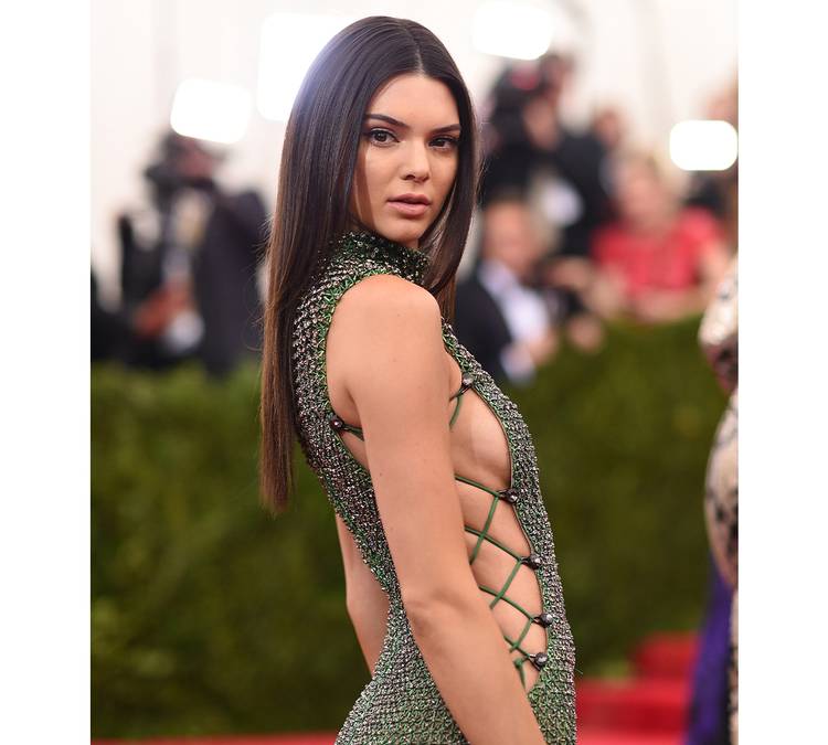 2015: Kendall Jenner in Calvin Klein