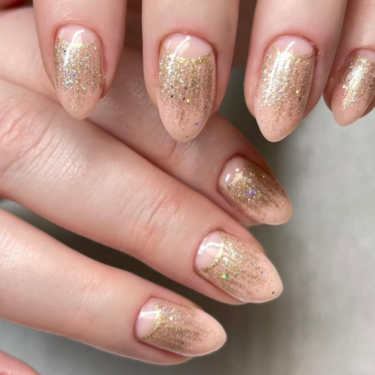 golden ombre nails