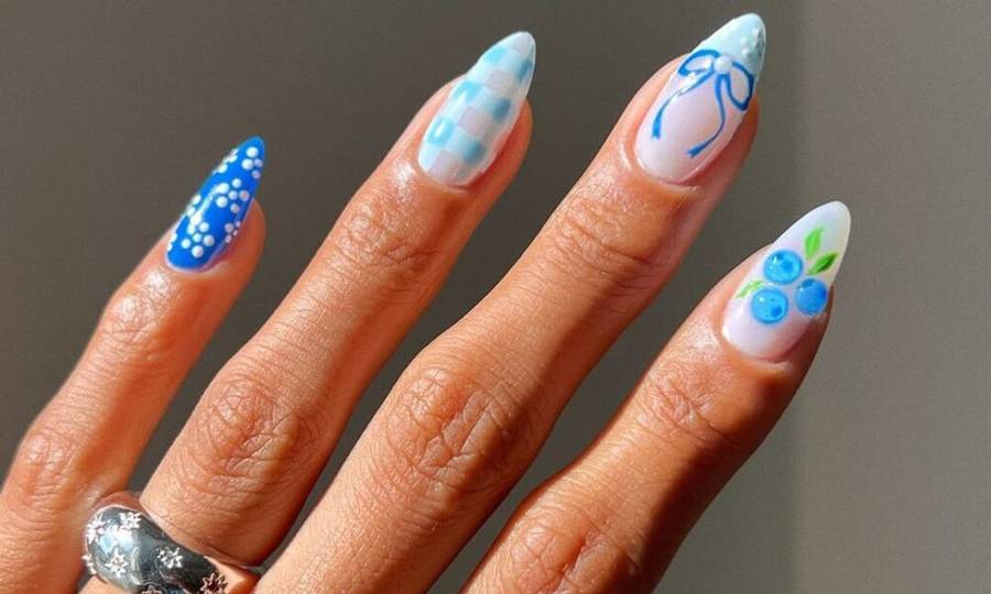 blueberry nails
