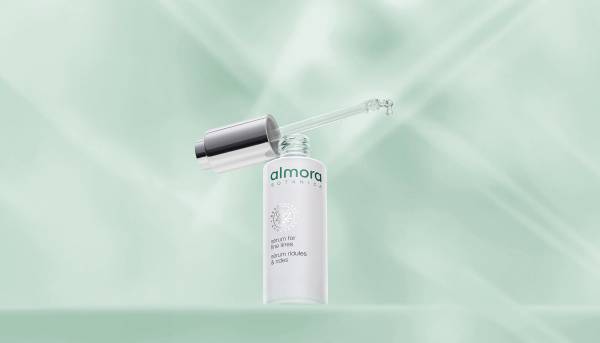 The Natural Wrinkle-Fighting Serum That Replaced Retinol During My Pregnancy
