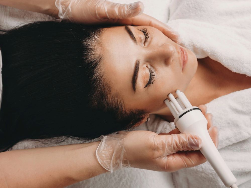 Subtle Transformations: A Plastic Surgeon’s Guide to an Effortless Enhancement