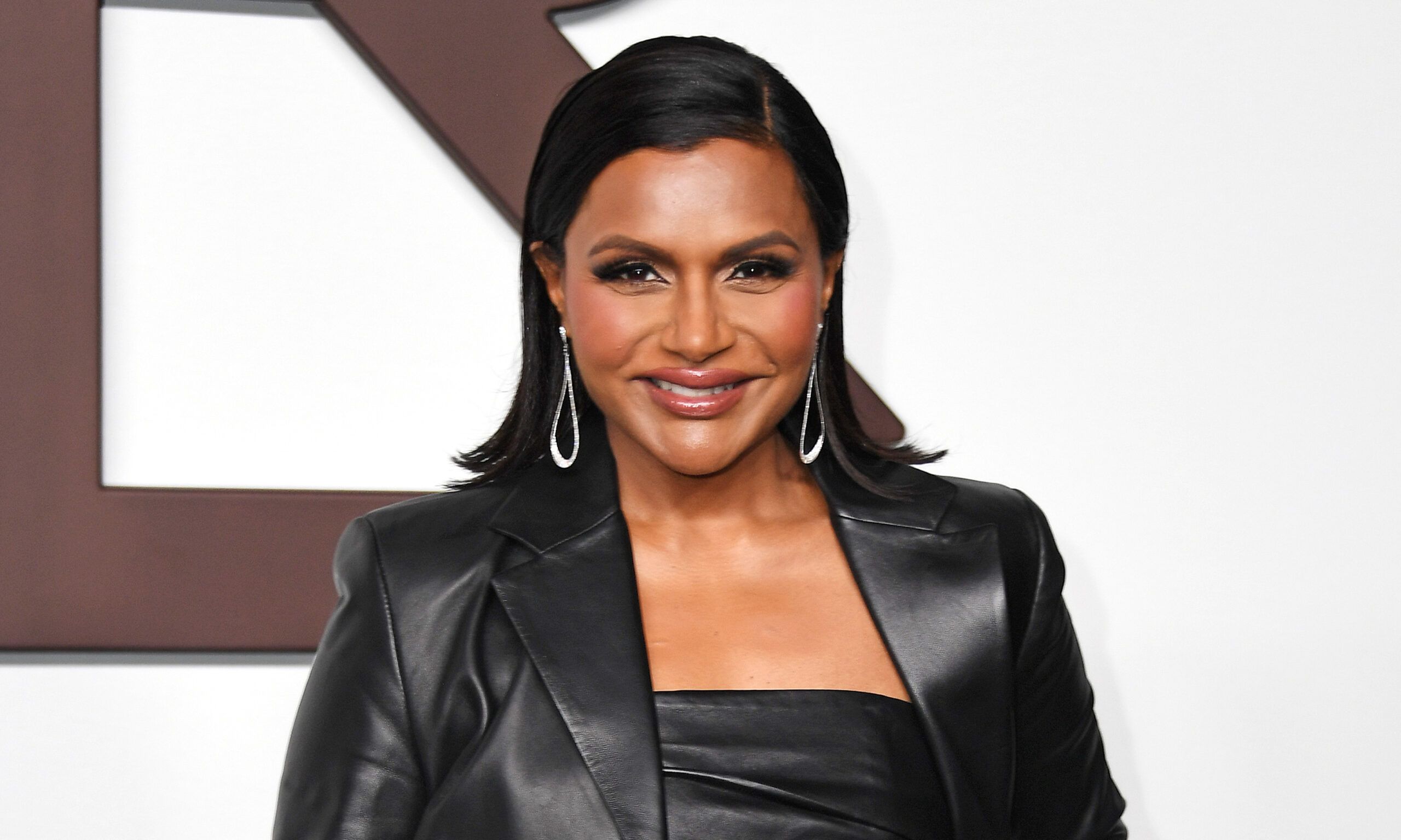 Mindy Kaling ISDIN vitamin C serum