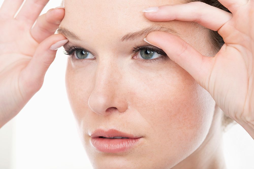 eyelift or browlift