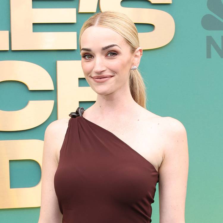 brianne howey