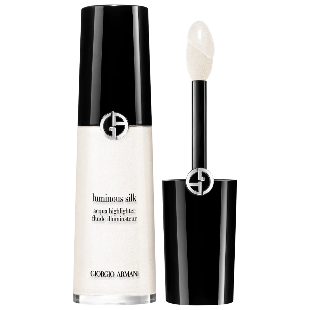 Armani Beauty Luminous Silk Acqua Highlighter in Halo ($39)