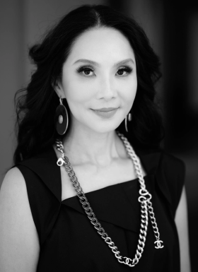 Dr. Elaine Kung