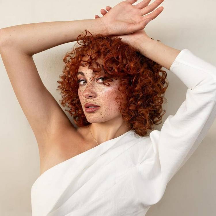 Curly cut