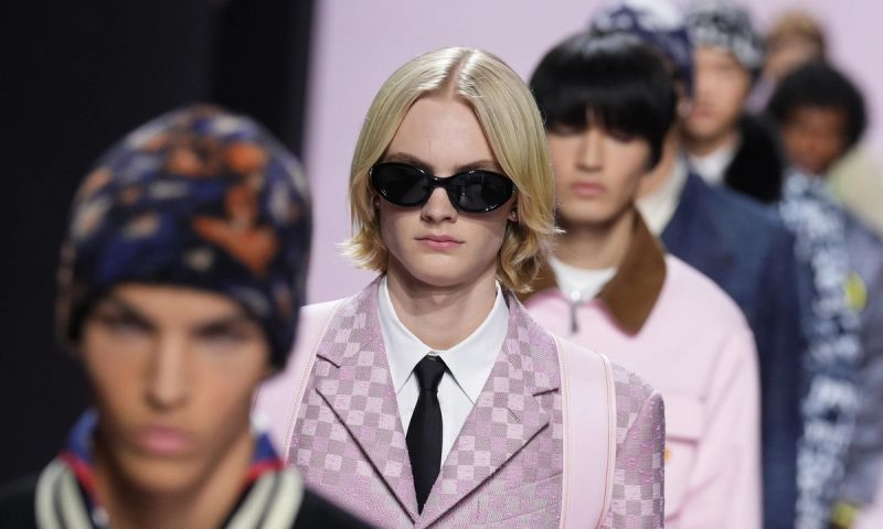 Models walk the runway during the Louis Vuitton Menswear Fall-Winter 2025/2026 show as part of Paris Fashion Week on January 21, 2025 in Paris, France.