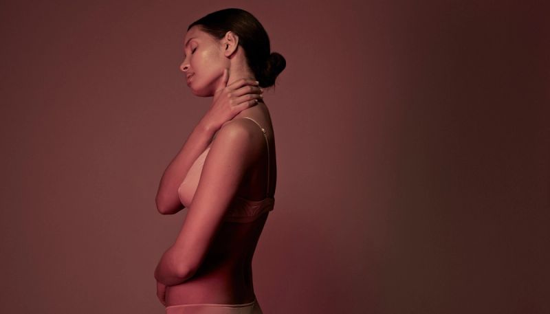 7 Signs to Get Your Breasts Checked If You Have Implants