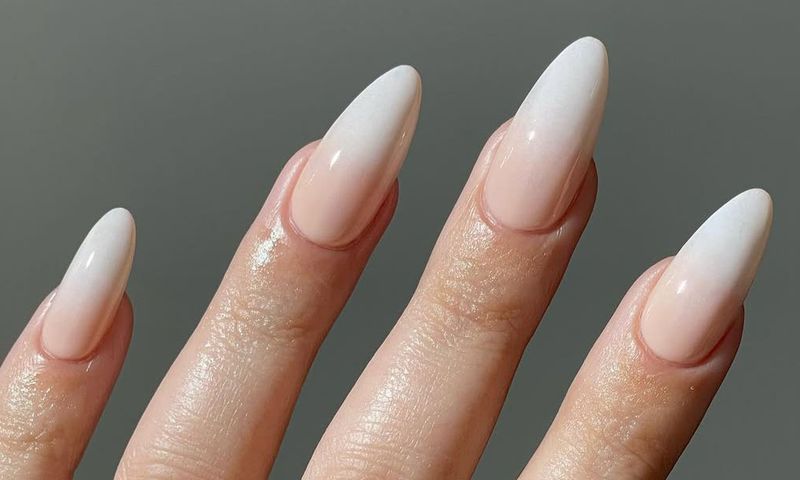 milky french manicure