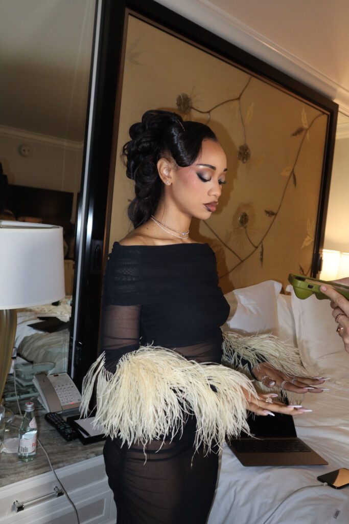 Kylie Jefferson Behind the Scenes 2