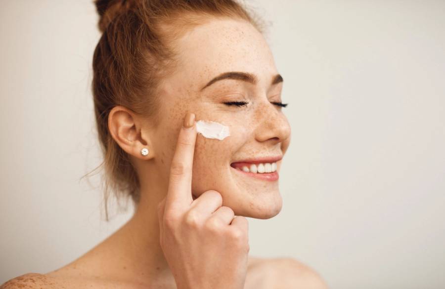 8 Beauty Products Experts Say You Should *Never* Share
