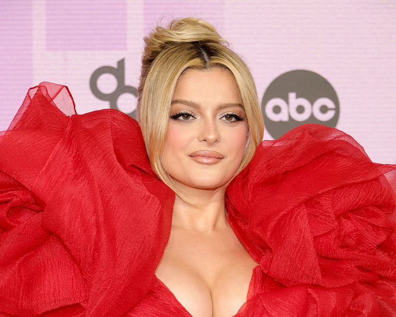 This Popular Hair Trend Was All Over the AMA Red Carpet