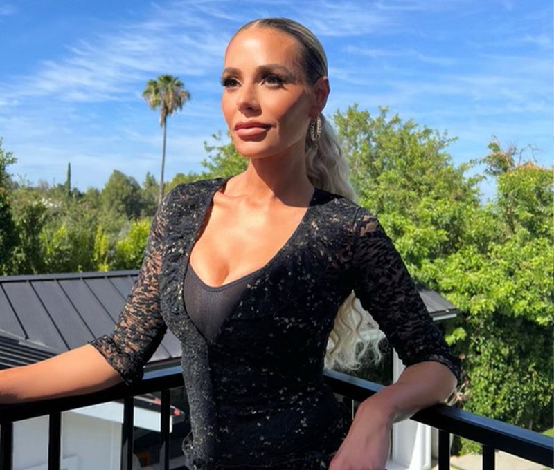 The Foundation and Self-Tanner Trick Real Housewives’ Dorit Kemsley Uses for an All-Over Glow
